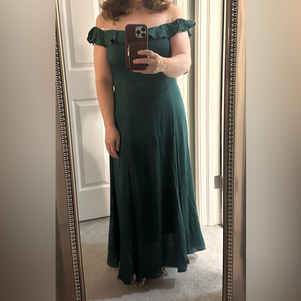 JUST IN TIME FOR PROM/FORMALS: Emerald Green Flow-y, Gorgeous Midi Dress